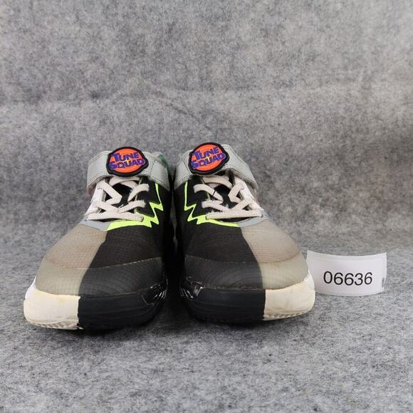 Nike Shoes Kids 3 Athletic Sneaker Space Jam Lebron 18 Bugs vs Marvin Basketball - Picture 3 of 14